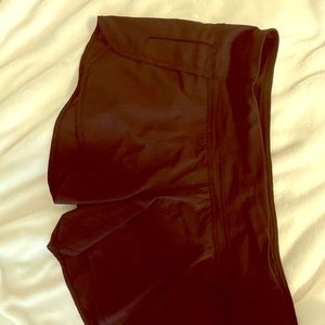 Run times (?) lululemon black short